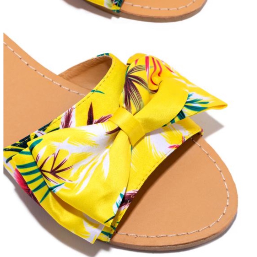 Summer Floral Slides- Yellow - Picture 4 of 6